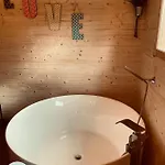 Little Wood Insolites - Adults Only Lodge