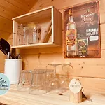 Lodge Little Wood Insolites - Adults Only