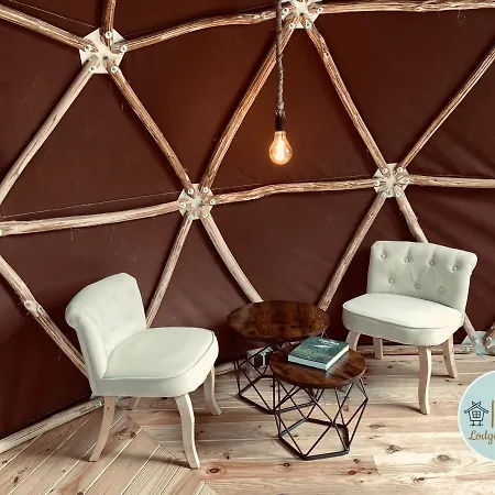 Little Wood Insolites - Adults Only *